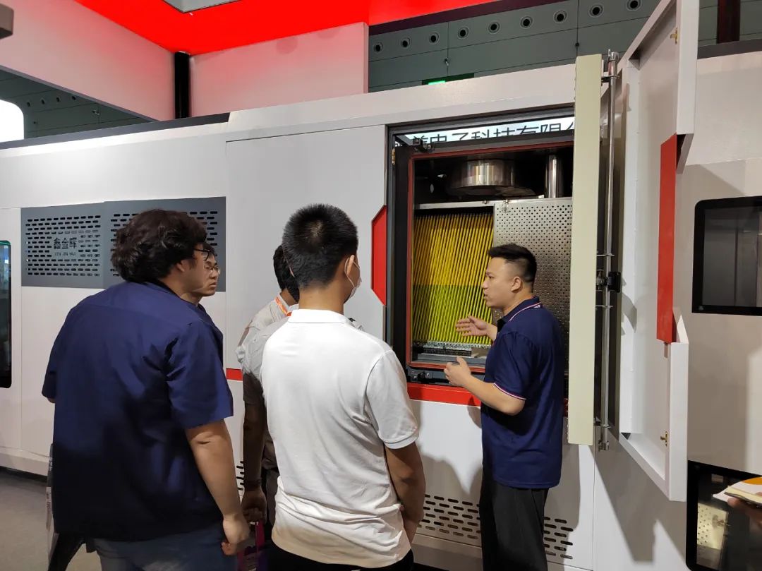 深圳市鑫金暉節(jié)能設(shè)備有限公司展會 深圳市鑫金暉節(jié)能設(shè)備有限公司展會